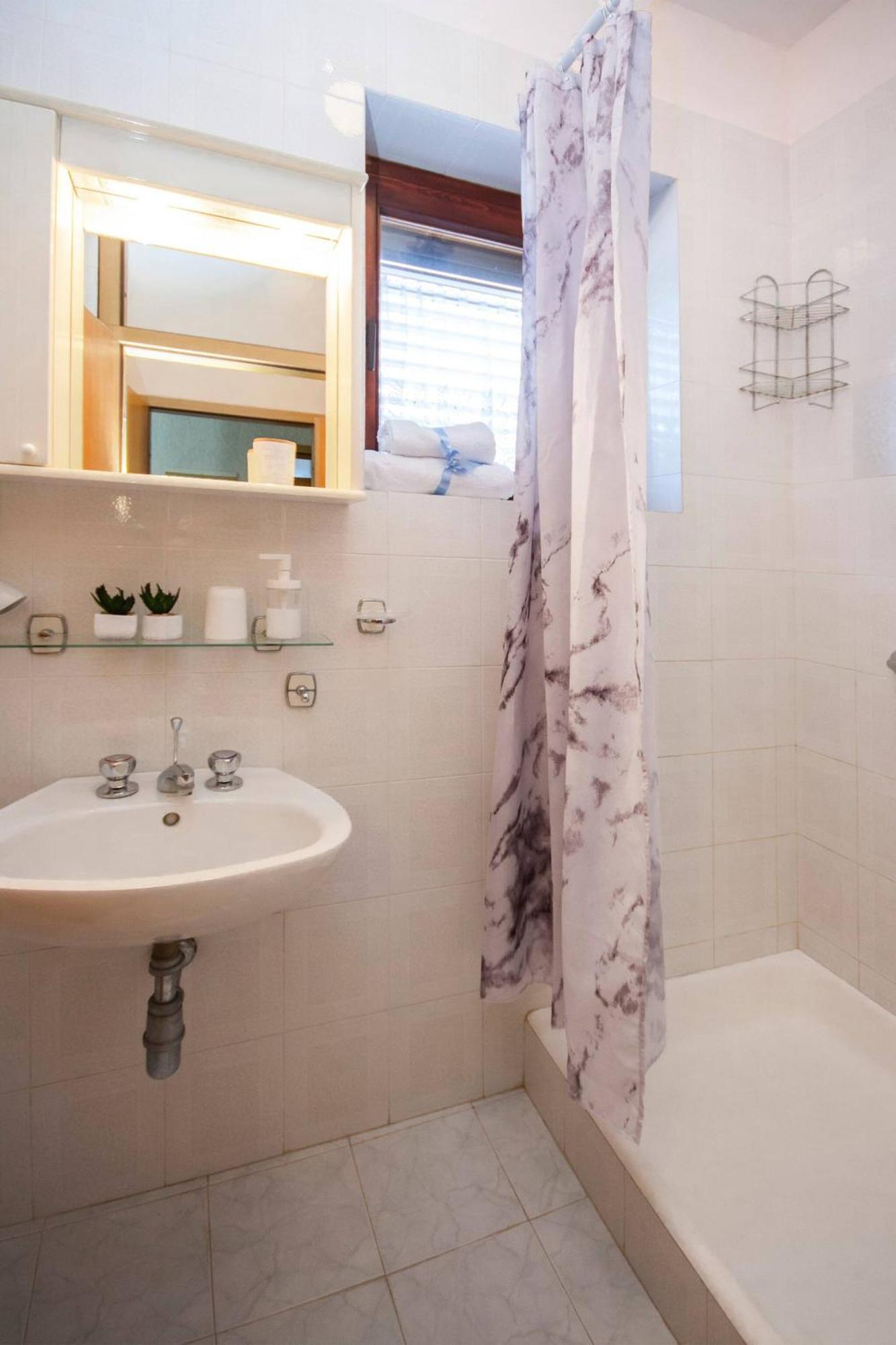 Family Apartments & Rooms Mikelin Primošten Zewnętrze zdjęcie