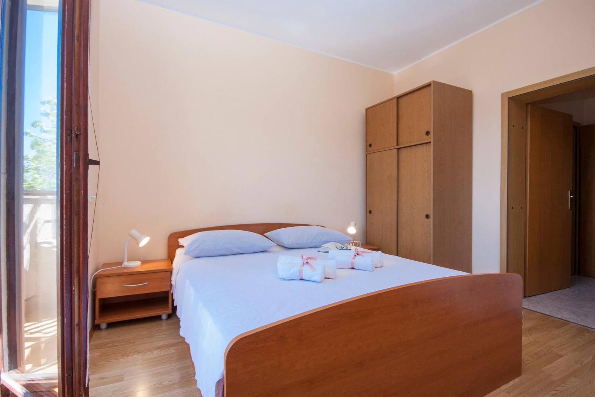 Family Apartments & Rooms Mikelin Primošten Zewnętrze zdjęcie
